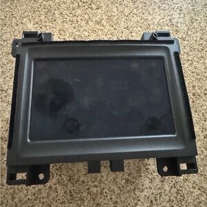 2021 2022 Dodge Charger
Challenger Radio w/ 7" Display
Screen + SAT. (OPT-UAG)